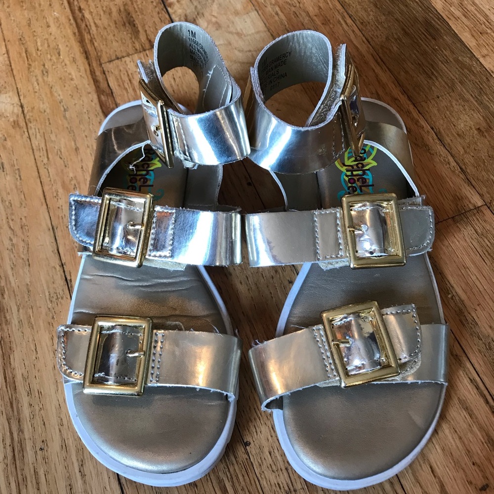 ☀️BOGO Gold Rachel Sandals. Size 1. EUC.